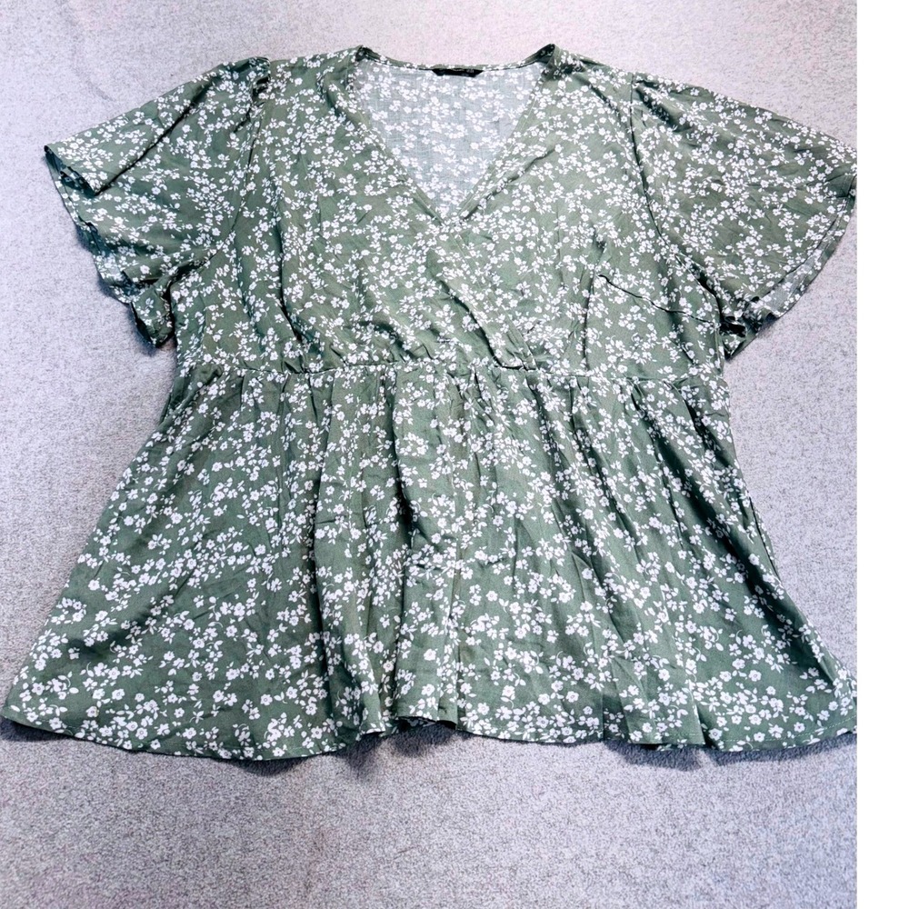 BloomChic Size 20 Sage Green Floral Babydoll Top Flutter Sleeve Boho Cottagecore